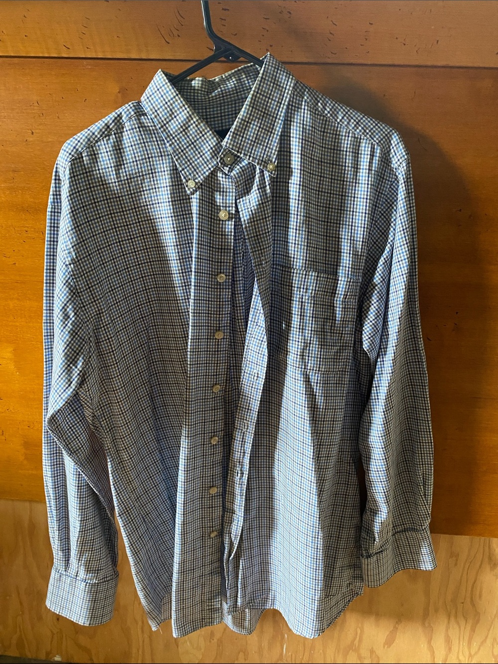 Men's Classic Button-Down Plaid Shirt in Blue and White